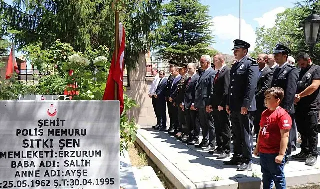 Oltu'da 15 Temmuz Şehitleri dualarla anıldı