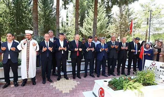 Şehit aileleri ve gaziler onuruna yemek programı düzenlendi