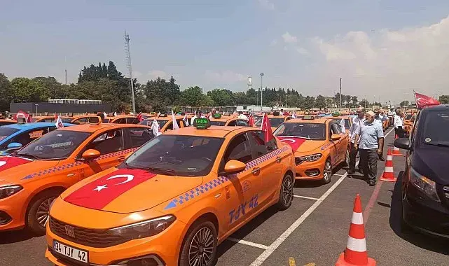 15 Temmuz darbe girişiminin 10. yılında taksi şoförlerinden anlamlı kortej