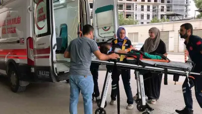 Bursa İnegöl'de 2. kattan düşen 4 yaşındaki çocuk yaralandı