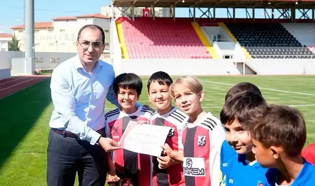 Tavşanlı'da 15 Temmuz Demokrasi ve Millî Birlik Günü Futbol Şenliği düzenlendi
