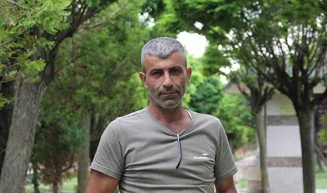 Hollanda'da yaşayan gurbetçi bulduğu Kur'an-ı Kerimleri Müslüman ailelere dağıttı