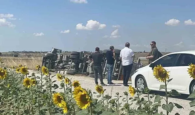 Tekirdağ'da devrilen tırın sürücüsü yaralandı