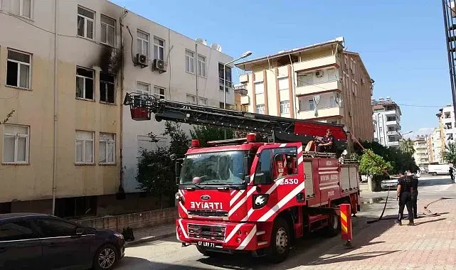 Personel lojmanı olarak kullanılan daire yandı: 1 kişi dumandan etkilendi