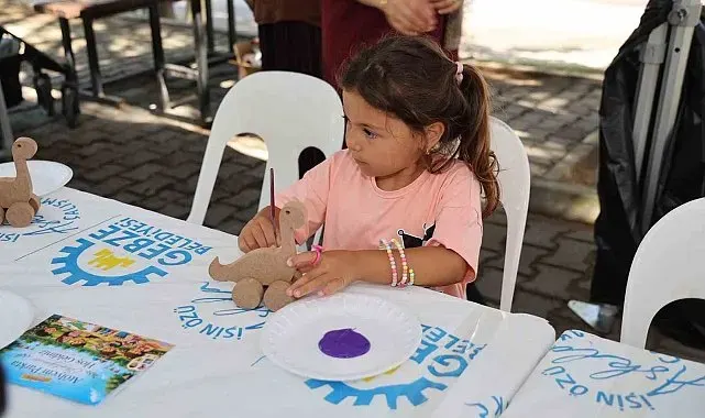Gebze'de çocuklar için parklarda el becerisi atölyeleri kuruldu