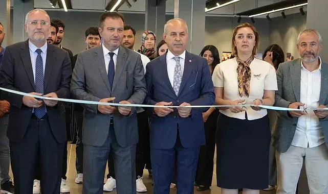 İhlas Haber Ajansı Gaziantep'te 15 Temmuz sergisi açtı