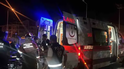 Marmaris'te Dereye Düşen Kimliği Belirsiz Şahıs Hastaneye Kaldırıldı
