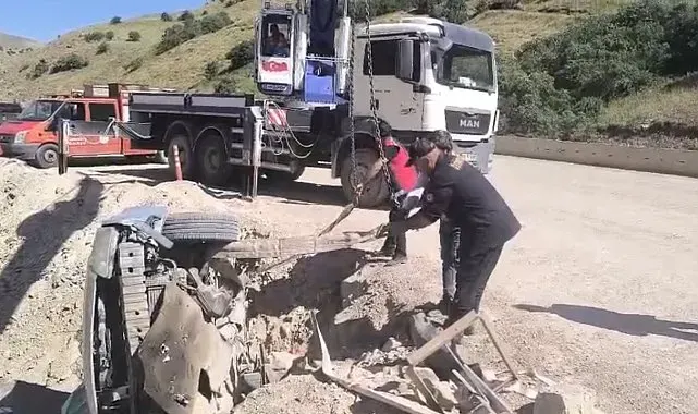Yüksekova'da trafik kazası: 3 yaralı