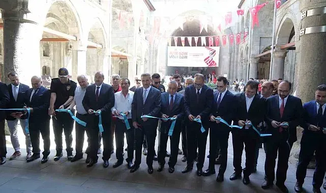 Çifte Minareli Medrese'de 15 Temmuz ruhunu yaşatan anlamlı sergi