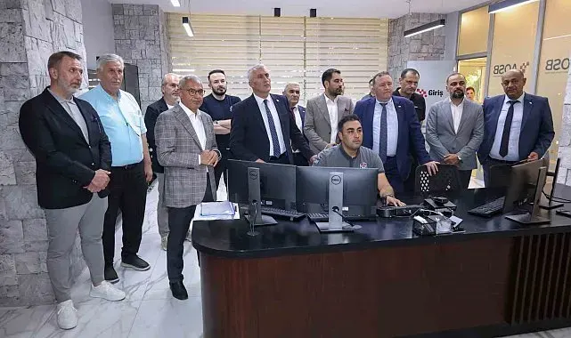 KKTC heyeti AOSB'nin dijital altyapısını yerinde inceledi