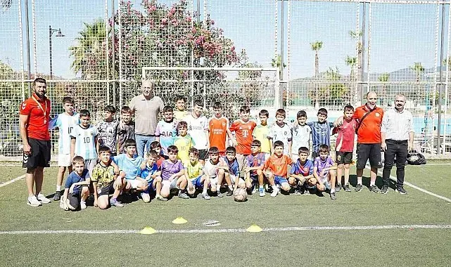 Başkan Zencirci, yaz spor kurslarını ziyaret etti