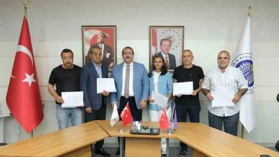 Atatürk Üniversitesi Hastanesinde Emekli Olan 5 Personele Veda Töreni
