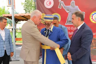 Bayburt’ta 39. Ahilik Haftası Kutlandı: Yılın Ahisi 80 Yaşındaki Metin Özyurt Oldu