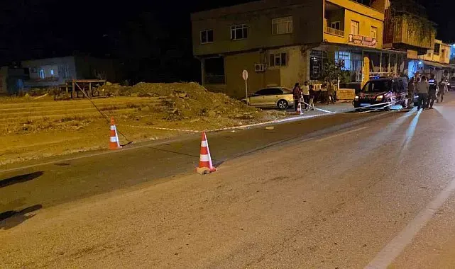 Hatay'da silahlı kavga kamerada: 2 yaralı