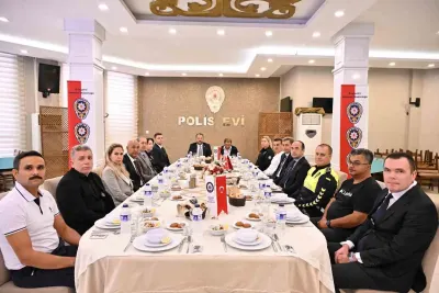 Eskişehir İl Emniyet Müdürü Tolga Yılmaz Gaziler Günü'nde Yemekte Bir Araya Geldi