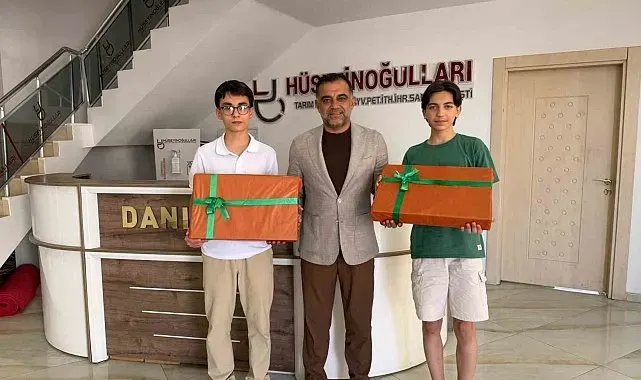 LGS Türkiye birincilerine Veysi Duyan'dan dizüstü bilgisayar