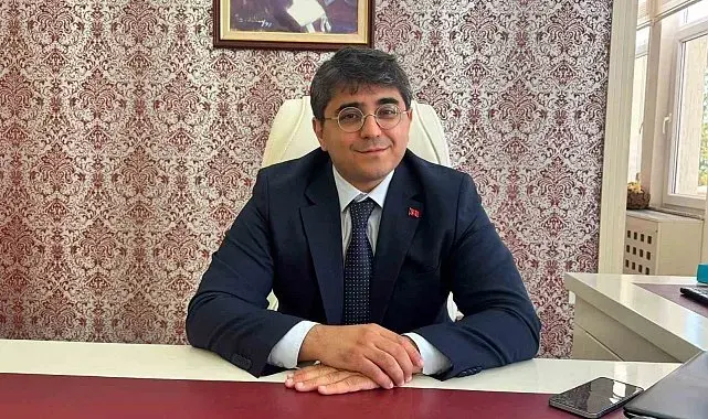 Eğirdir'in yeni kaymakamı Dr. Serhat Doğan görevine başladı
