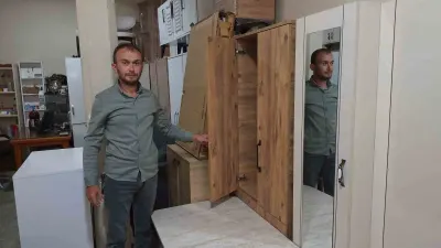 Üniversitelilerden ev telaşı başladı: Spot eşyalar yarı fiyatına satılıyor
