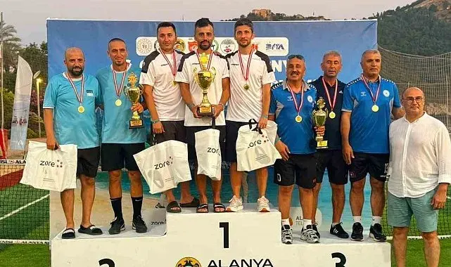 Alanya Futnet'te zirveyi bırakmadı