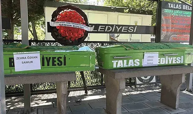 Feci kazada hayatını kaybeden anne ve 8 aylık bebeği yan yana toprağa verildi