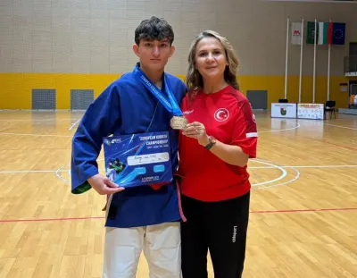 Düzceli Sporculardan Kuraş Avrupa Şampiyonası’nda Büyük Başarı: 3 Altın Madalya