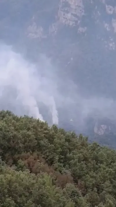 Hatay’daki Orman Yangınının Enerjisi Düşürüldü