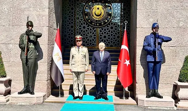 Milli Savunma Bakanı Güler, Mısır Silahlı Kuvvetler Başkomutanı Zaher ile görüştü