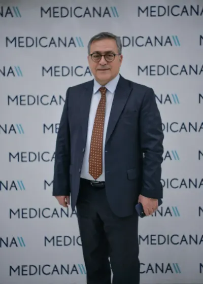 Dr. Özcan Akan: Güvenli bakım, sağlıkta en temel önceliğimizdir