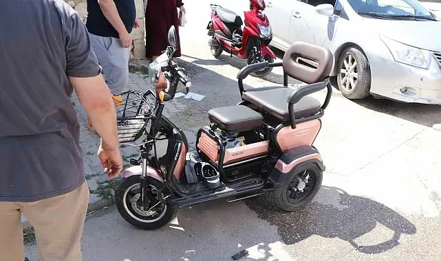 Karaman'da otomobille elektrikli bisiklet çarpıştı: 2 çocuk yaralandı