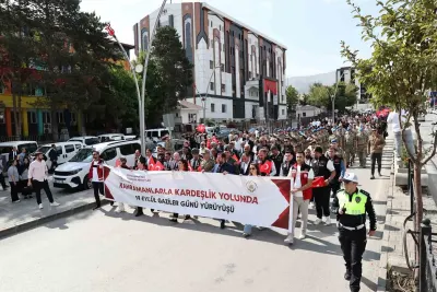 Muş’ta 19 Eylül Gaziler Günü'nde Coşkulu Yürüyüş Düzenlendi
