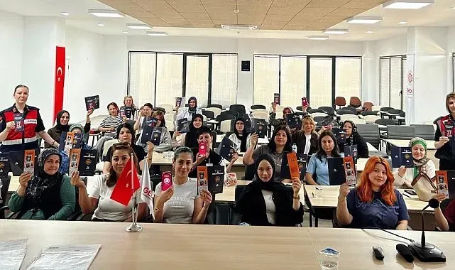 Gediz OSB'de çalışan kadınlara KADES eğitimi