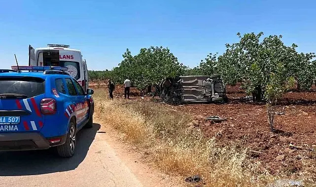 Gaziantep'te takla atan otomobilde 3 kişi yaralandı
