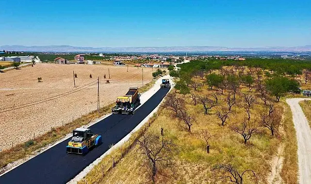 Büyükşehir'de yol çalışmaları aralıksız sürüyor