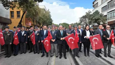 Konya'da 19 Eylül Gaziler Günü'ne Özel 'Kahramanlarla Kardeşlik Yolunda' Yürüyüşü