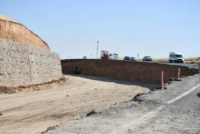 Milletvekili Arslan Tatar'dan Cizre-Silopi Yolu Şantiyesinde İnceleme