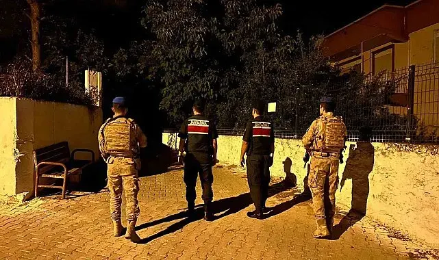 Bozdoğan'da jandarmadan gece boyu yangın ve hırsızlık denetimi