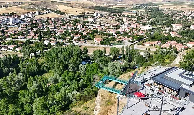 Adrenalin ve doğa tutkunlarının adresi Bünyan Cam Teras