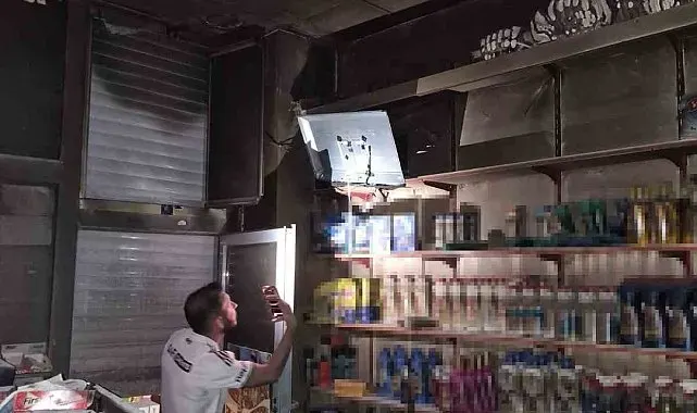 Van'ın Erciş ilçesinde iş yeri yangını