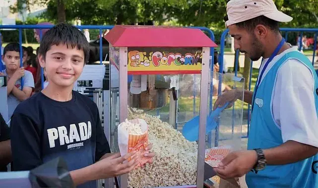 Esenyurt'ta yaz akşamları kültür ve sanat etkinlikleriyle renklendi