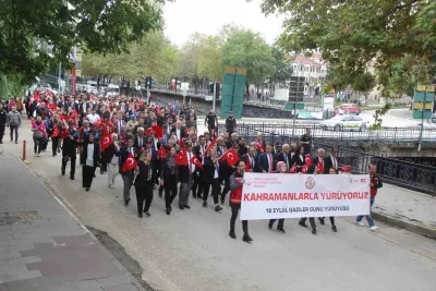 Kastamonu'da Gaziler Günü'ne Özel Coşkulu Yürüyüş