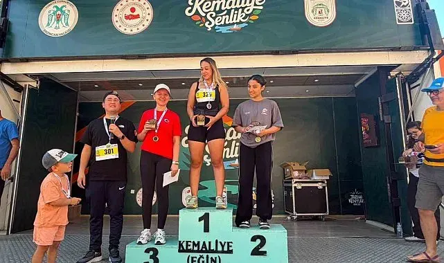 Kemaliye sokaklarında spor coşkusu yaşandı