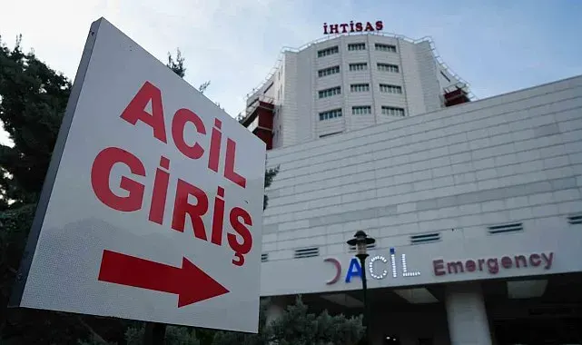 Kırıkkale'de iki otomobil çarpıştı: 6 yaralı
