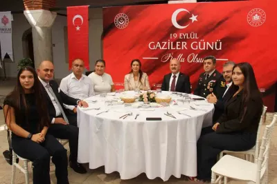 Aydın’da 19 Eylül Gaziler Günü Coşkuyla Kutlandı: Gaziler Onuruna Yemek Verildi