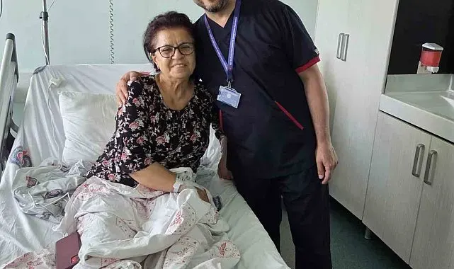 Öğrencisi profesör oldu, 29 yıl sonra öğretmenini ameliyat ederek sağlığına kavuşturdu