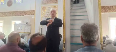 Hakkâri Ulu Cami'de Cuma Hutbesi İşaret Diliyle Anlatıldı