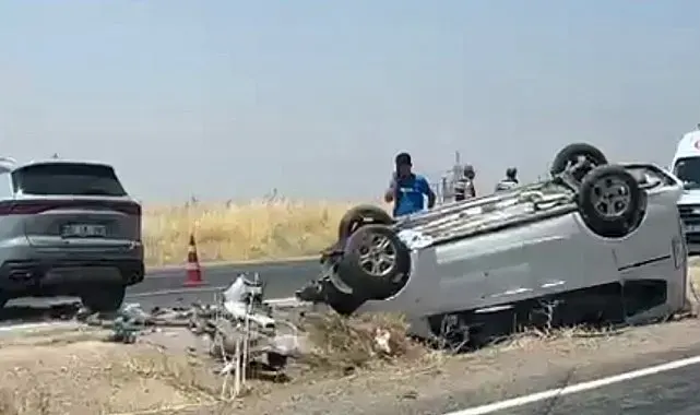 Diyarbakır'da iki otomobil çarpıştı: 9 yaralı
