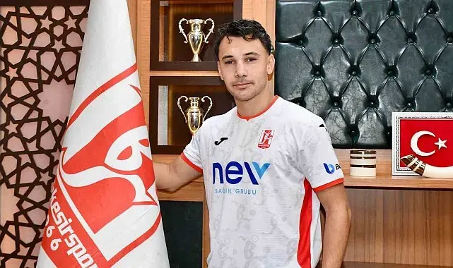 Balıkesirspor iç transferde 3 oyuncuyla sözleşme imzaladı