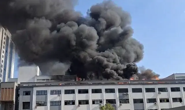 İş merkezi yangını kontrol altına alındı