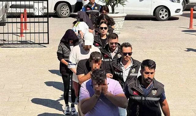 Fuhuş operasyonunda "meyveli" şifreleme oyununu polis bozdu