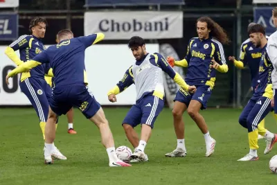 Fenerbahçe, Eyüpspor Maçı Hazırlıklarını Sürdürdü: Mert Müldür Sakatlandı